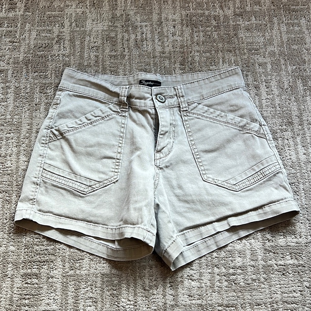 Khaki shorts